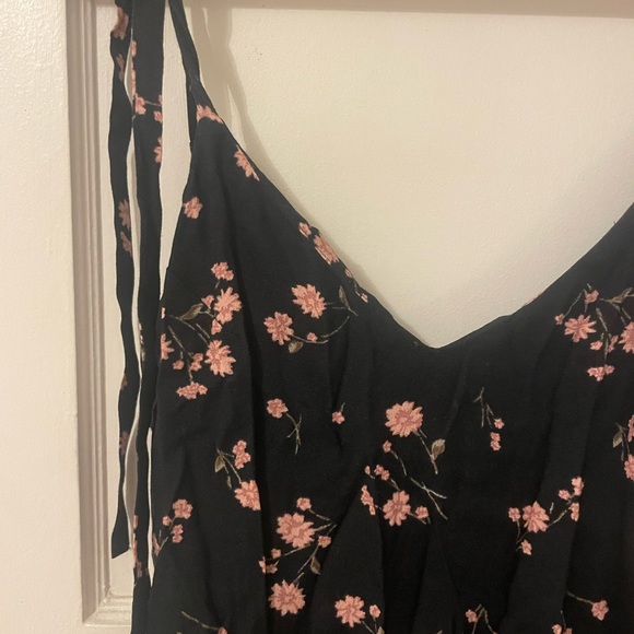 Reformation Dress - Picture 3 of 4